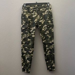 Camo jeggings